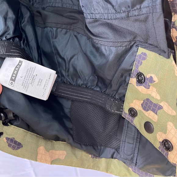 ARMADA BERGS INSULATED WATERPROOF MENS LARGE JACKET for your outdoor adventure! - Picture 8 of 13